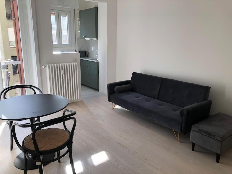 Milan New Apartment In Lively Central Area Εξωτερικό φωτογραφία