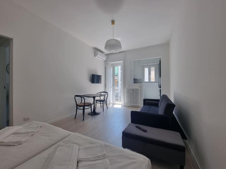 Milan New Apartment In Lively Central Area Εξωτερικό φωτογραφία